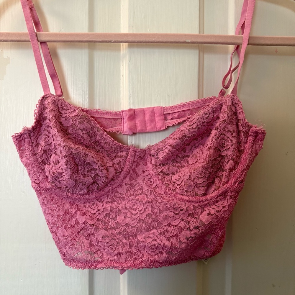 Adika Floral Lace Bralette in Pink